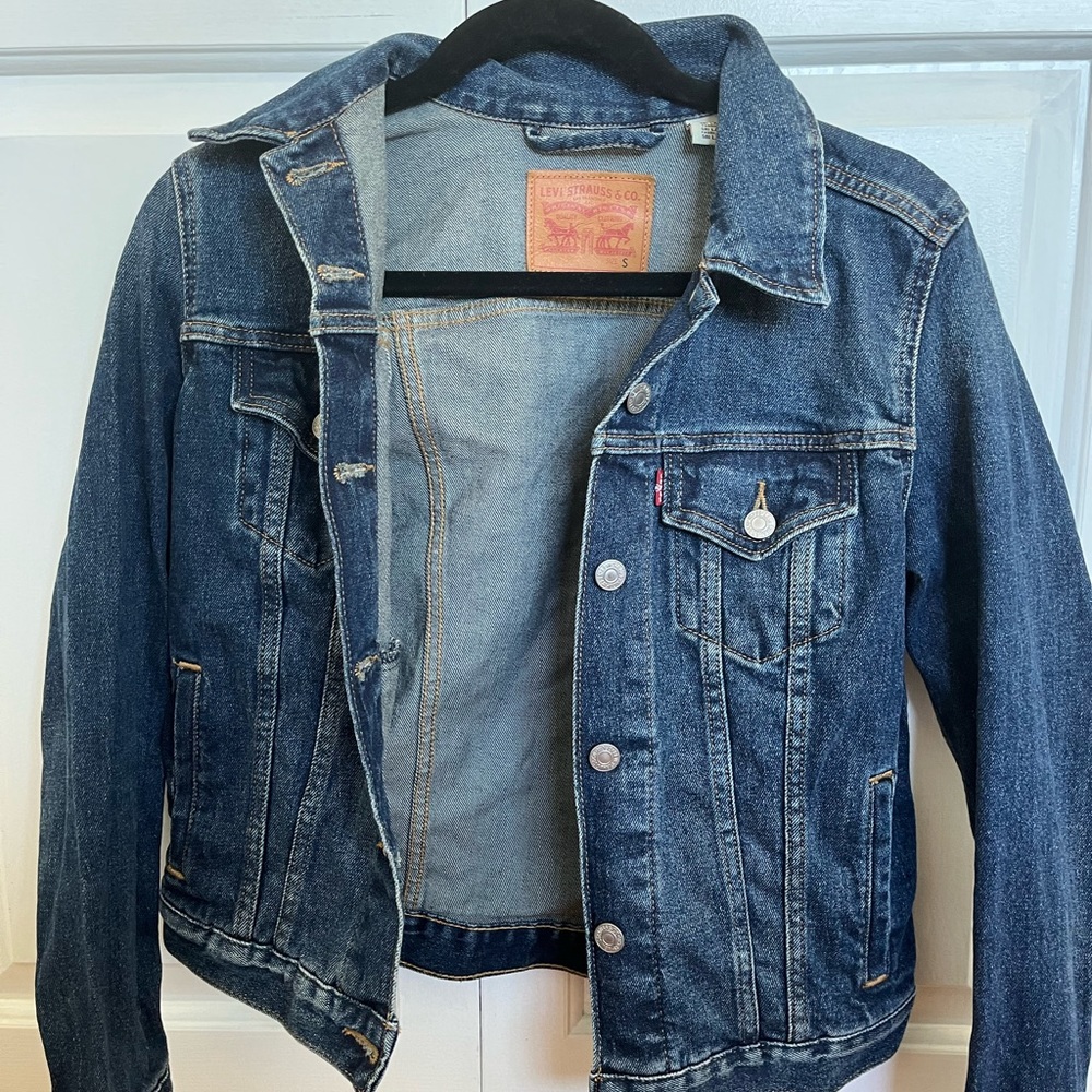 levi’s jean jacket